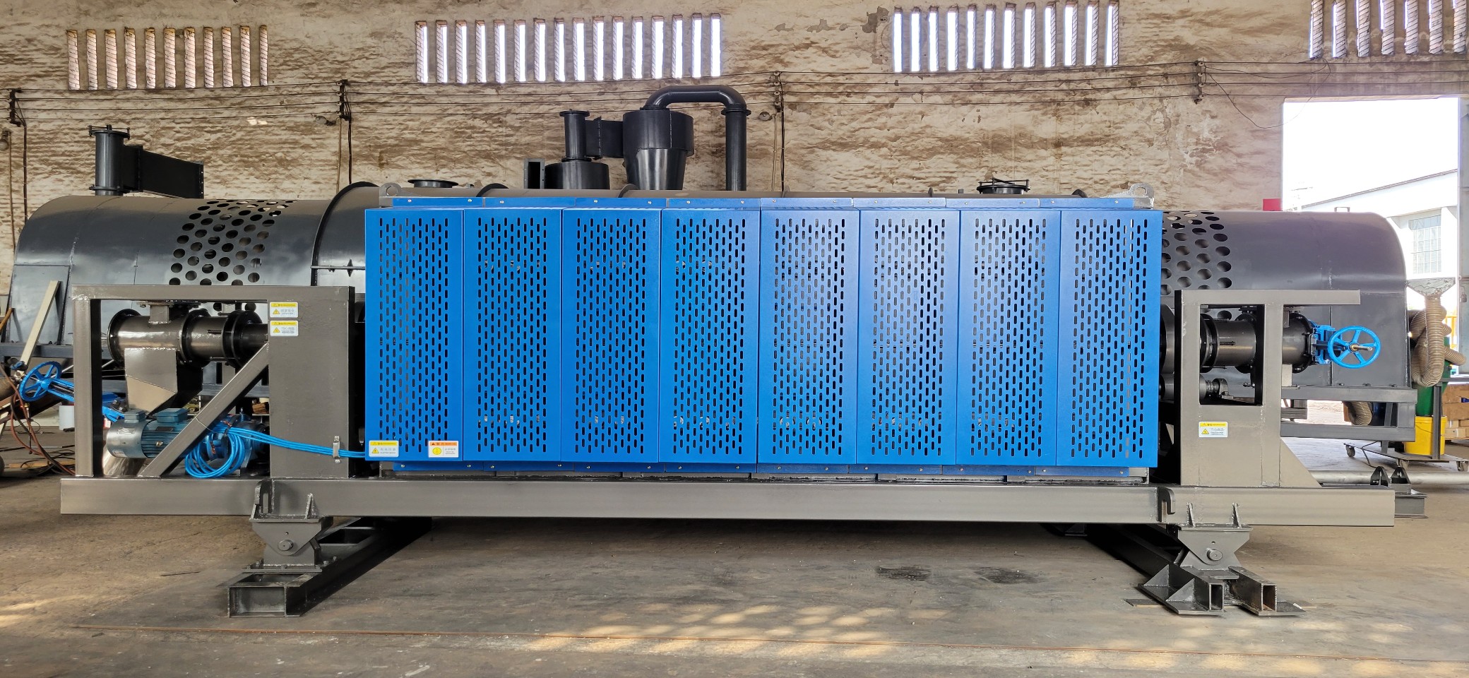 كيف تعمل آلات الفحم المستمر: فهم فرن الكربنة المستمر