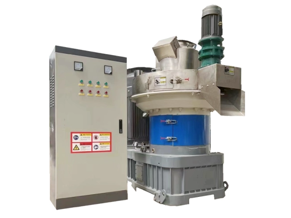 آلة حبيبات الكتلة الحيوية