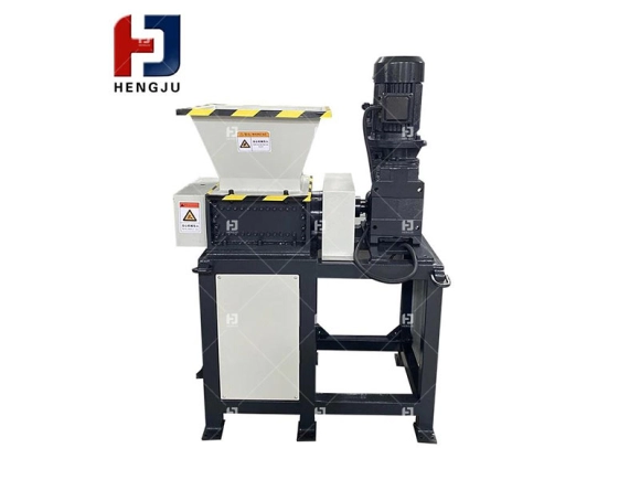 آلة التقطيع الصغيرة