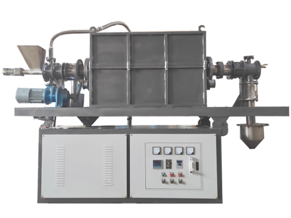 فرن الكربنة بالكربون المنشط